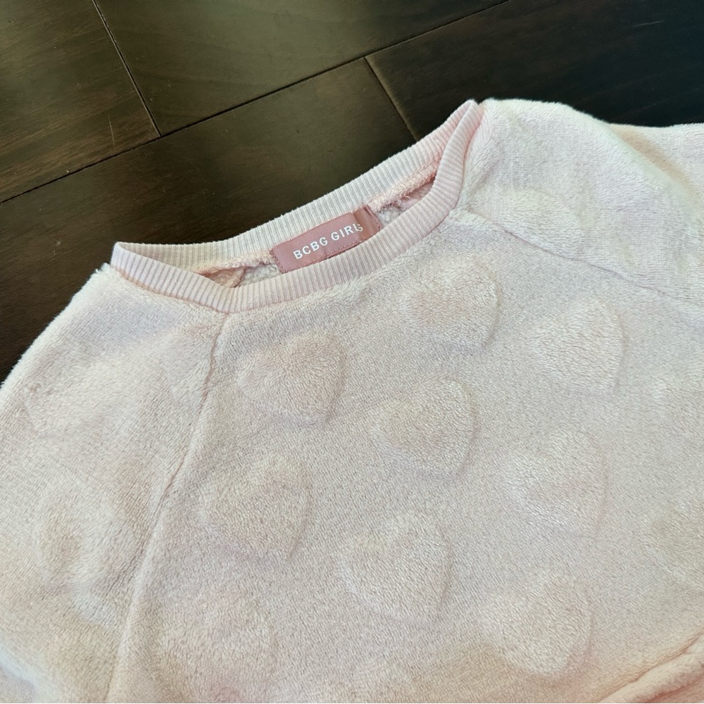BCBG puffy heart matching sweatshirt, jogger pants, and shorts, XS (5/6)